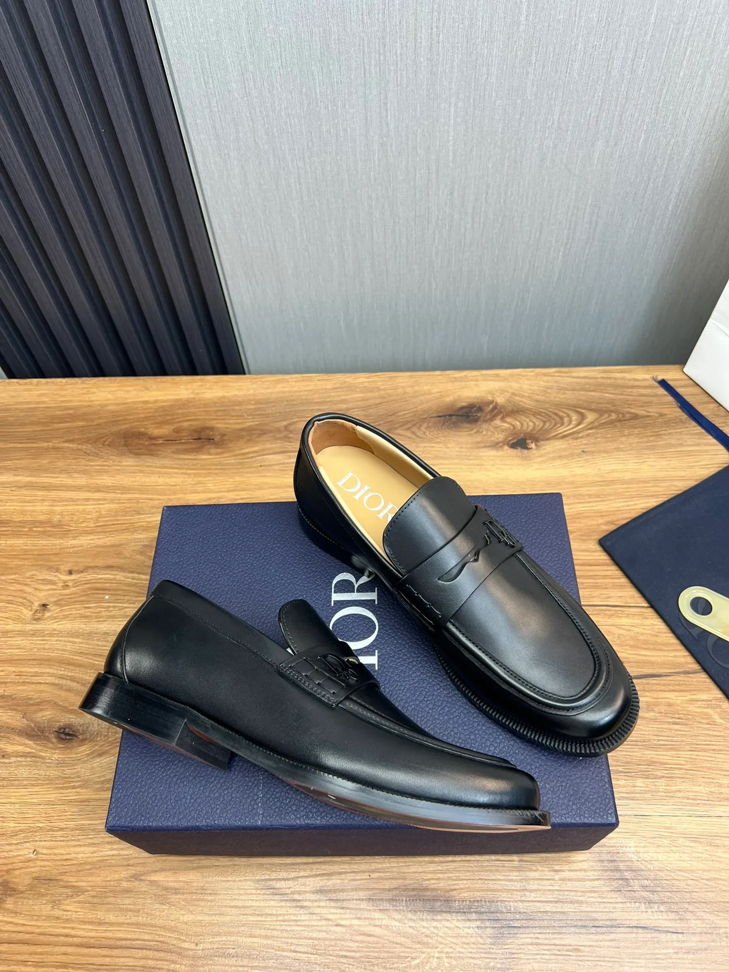 Men's men's shoes💰520💰 Dior men's business casual leather shoes👞all made of imported original brand leather, just to create a more comfortable wearing experience, upper: original cowhide➕imported sheepskin lining, original non-slip and wear-resistant rubber outsole✔️36-45 (38.45 non-returnable)